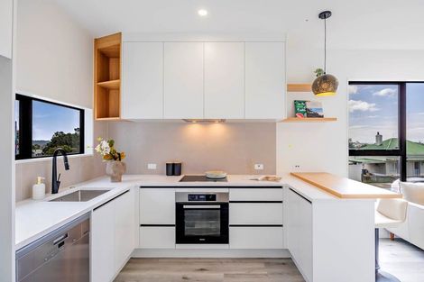 Photo of property in 134a Mokoia Road, Chatswood, Auckland, 0626