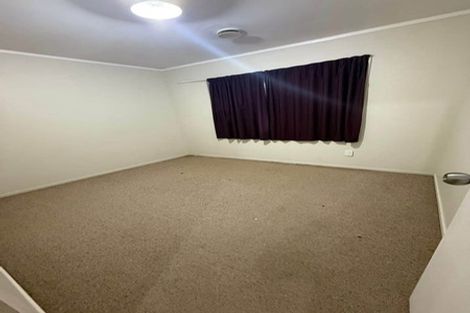 Photo of property in 2/5 Beaumonts Way, Manurewa, Auckland, 2102