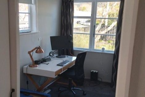 Photo of property in 6 Coates Grove, Silverstream, Upper Hutt, 5019