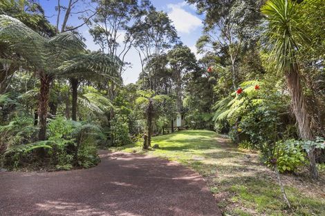Photo of property in 15 Jays Road, Titirangi, Auckland, 0604