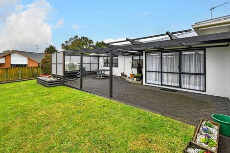 Photo of property in 187 Walter Strevens Drive, Conifer Grove, Takanini, 2112