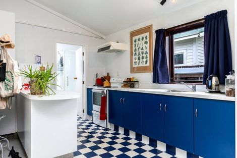 Photo of property in 12 Howick Road, Blenheim, 7201