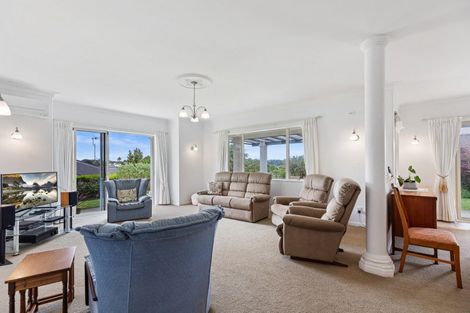 Photo of property in 2 Saint Clements Grove, Bethlehem, Tauranga, 3110