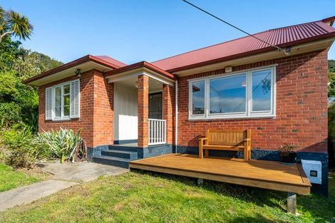 Photo of property in 8 Saint Albans Avenue, Karori, Wellington, 6012