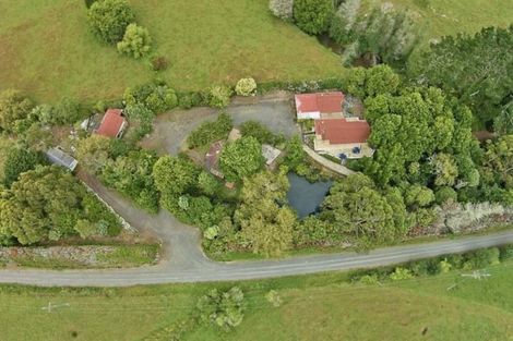 Photo of property in 65 Golding Road, Pukekohe, 2677