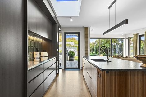 Photo of property in 5 Waiwetu Street, Fendalton, Christchurch, 8052