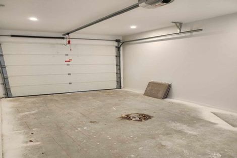 Photo of property in 1/32 Yeovil Road, Te Atatu Peninsula, Auckland, 0610