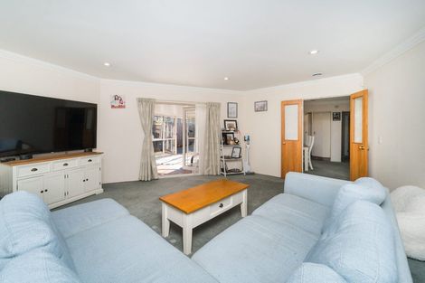 Photo of property in 358 College Street, West End, Palmerston North, 4410