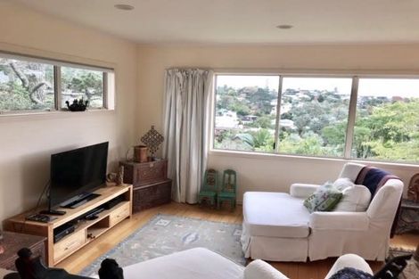 Photo of property in 75 Park Rise, Campbells Bay, Auckland, 0630