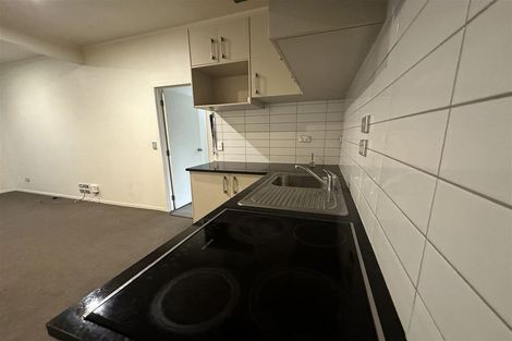 Photo of property in 2/54 Lynwood Road, New Lynn, Auckland, 0600