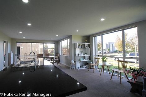 Photo of property in 28 Kuaka Drive, Takanini, 2112