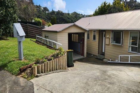 Photo of property in 30 Staithes Drive North, Whitby, Porirua, 5024