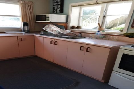 Photo of property in 50 Randwick Road, Northland, Wellington, 6012