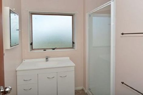 Photo of property in 2/15 Central Avenue, Avenues, Whangarei, 0110