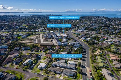 Photo of property in 25c Oteha Valley Road, Northcross, Auckland, 0632