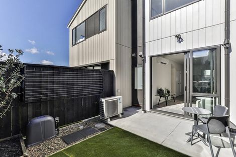 Photo of property in 7 Oranga Drive, Westgate, 0614
