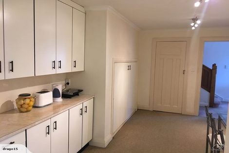 Photo of property in 77 Webb Street, Mount Cook, Wellington, 6011