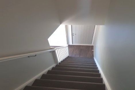 Photo of property in 32u2 Dr Taylor Terrace, Johnsonville, Wellington, 6037