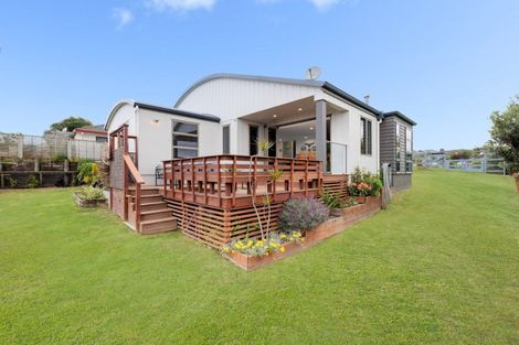 Photo of property in 7 Maddison Place, Welcome Bay, Tauranga, 3112