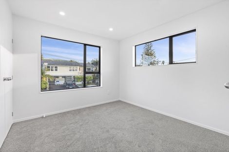 Photo of property in 15 Dreadon Road, Manurewa, Auckland, 2102