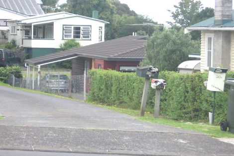 Photo of property in 1/30 Kaipatiki Road, Glenfield, Auckland, 0629