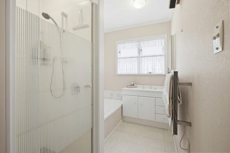 Photo of property in 20 Pembroke Street, Tawa, Wellington, 5028