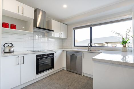 Photo of property in 450 Cambridge Terrace, Naenae, Lower Hutt, 5011