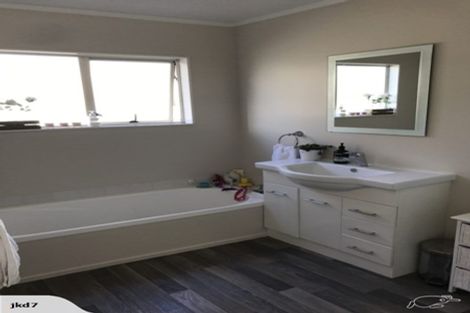 Photo of property in 1/44 Nile Road, Milford, Auckland, 0620