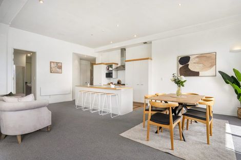 Photo of property in 37u9 Majoribanks Street, Mount Victoria, Wellington, 6011