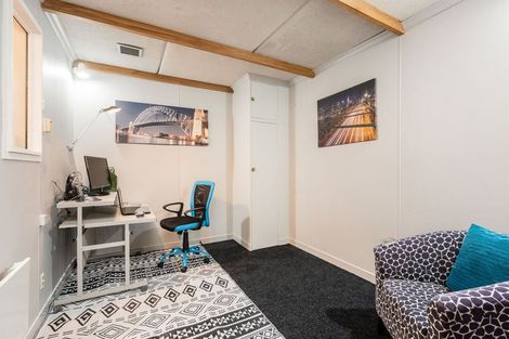 Photo of property in 18 Colquhoun Street, Glenross, Dunedin, 9011