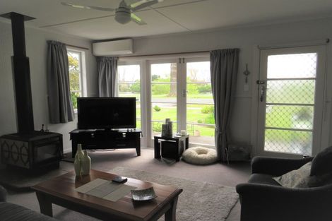 Photo of property in 332 Marine Parade, Wairoa, 4108