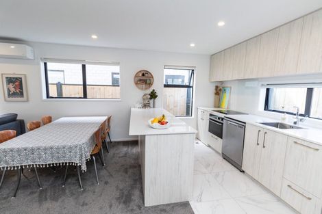 Photo of property in 7 Oliver Place, Trentham, Upper Hutt, 5018