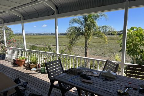 Photo of property in 11 Bulwer Street, Devonport, Auckland, 0624