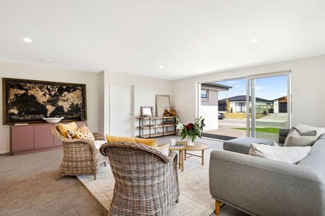 Photo of property in 10 Waituna Street, Pegasus, 7612