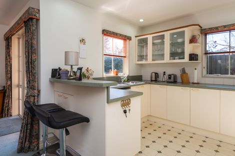 Photo of property in 2/61 Hawkesbury Avenue, St Albans, Christchurch, 8014