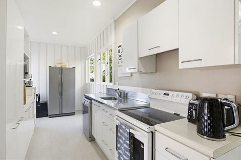 Photo of property in 77 Oban Street, Wadestown, Wellington, 6012
