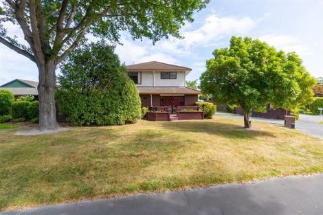 Photo of property in 14 Pasadena Place, Harewood, Christchurch, 8051