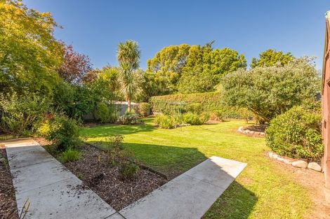 Photo of property in 27 Piko Crescent, Riccarton, Christchurch, 8041