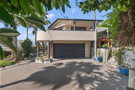 Photo of property in 190 Welcome Bay Road, Welcome Bay, Tauranga, 3112