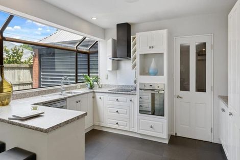 Photo of property in 12 Thoresby Mews, Avonhead, Christchurch, 8042