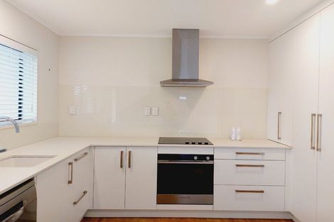 Photo of property in 24 Ridgeway Road, Pukekohe, 2120