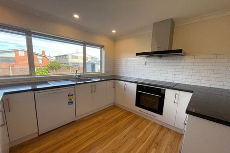 Photo of property in 66 Cutten Street, South Dunedin, Dunedin, 9012