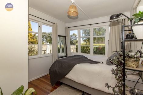Photo of property in 10 Barton Avenue, Marewa, Napier, 4110