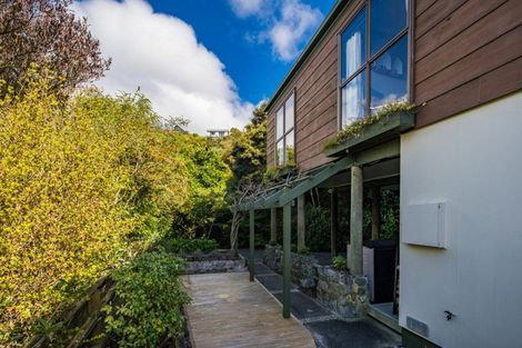 Photo of property in 9 Kenef Road, Paremata, Porirua, 5024