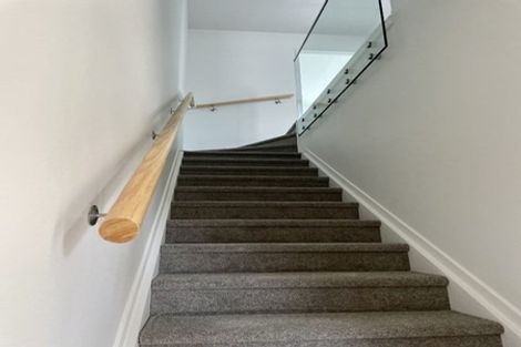 Photo of property in 2a Cockayne Crescent, Sunnynook, Auckland, 0620