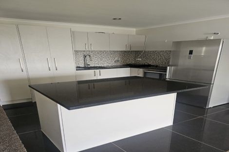 Photo of property in 12a Orams Road, Hillpark, Auckland, 2102