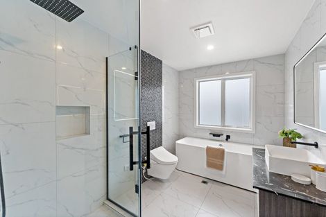 Photo of property in 206b Clovelly Road, Bucklands Beach, Auckland, 2012