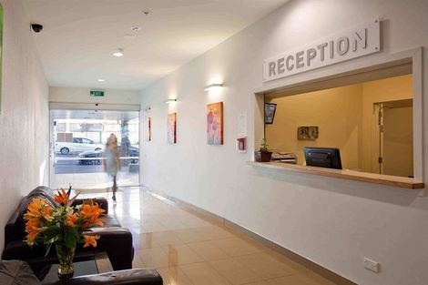Photo of property in 205/17 Osterley Way, Manukau, Auckland, 2104