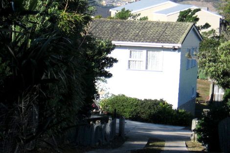 Photo of property in 5 Rakihau Place, Titahi Bay, Porirua, 5022