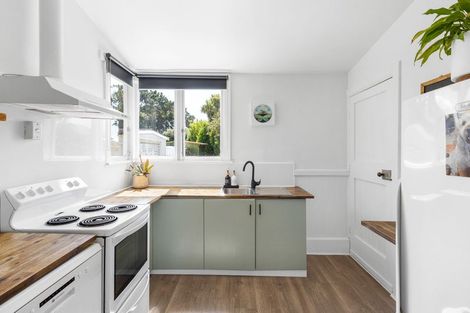Photo of property in 59 Mcgregors Road, Bromley, Christchurch, 8062